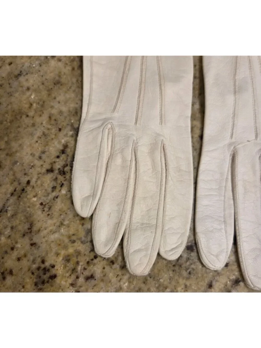 Vintage Womens Size S Off-White Leather Formal Gloves 10.5
